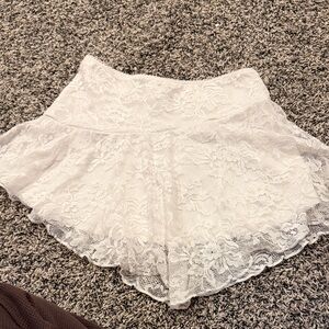 Elegant White Lace Women Shorts